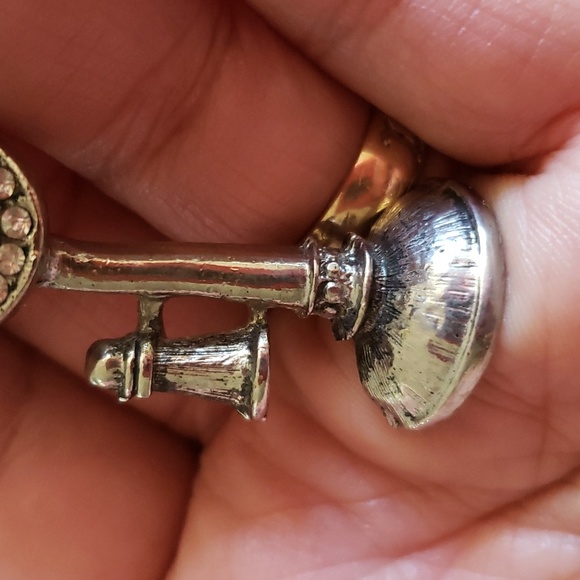 VINTAGE CANDLESTICK TELEPHONE SCATTER BROOCH w/ Diamante Rhinestones EUC - Picture 10 of 11